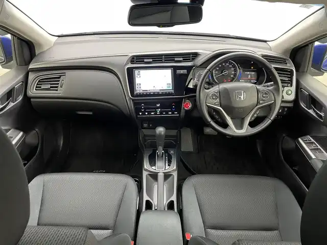 ホンダ グレイス LX 岡山県 2019(平31)年 2.7万km ブリリアントスポーティブルーメタリック 純正8インチナビ/【Bluetooth/フルセグTV/CD/DVD】/型番:VXM-195VFEi/バックカメラ/衝突軽減ブレーキシステム/LEDヘッドライト/ビルトインETC/オートハイビーム/オートライト/レーダークルーズコントロール/モデューロ15インチアルミホイール/プッシュスタート/アイドリングストップ/ワンオーナー/新車保証書/取扱説明書