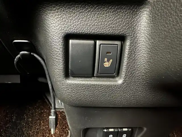 スズキ スペーシア カスタム HYBRID XS ターボ 兵庫県 2023(令5)年 1.3万km ピュアホワイトパール ・純正メモリナビ/・全方位カメラ/・前後ドライブレコーダー/・ビルドインETC/・衝突軽減ブレーキ/・レーンキープアシスト/・追従クルーズコントロール/・両側パワスラ/・ヘッドアップディスプレイ/・シートヒーターD席/・ハーフレザーシート/・パドルシフト/・LEDヘッドライト/・LEDフォグランプ/・純正フロアマット/・ドアバイザー/・アイドリングストップ/・純正15インチアルミホイール/・スマートキー/・スペアキー1本/・プッシュスタート