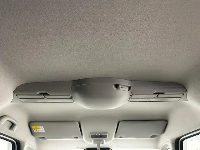 スズキ スペーシア カスタム HYBRID XS ターボ 兵庫県 2023(令5)年 1.3万km ピュアホワイトパール ・純正メモリナビ/・全方位カメラ/・前後ドライブレコーダー/・ビルドインETC/・衝突軽減ブレーキ/・レーンキープアシスト/・追従クルーズコントロール/・両側パワスラ/・ヘッドアップディスプレイ/・シートヒーターD席/・ハーフレザーシート/・パドルシフト/・LEDヘッドライト/・LEDフォグランプ/・純正フロアマット/・ドアバイザー/・アイドリングストップ/・純正15インチアルミホイール/・スマートキー/・スペアキー1本/・プッシュスタート