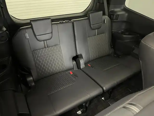 トヨタ ノア ハイブリッド S－Z 埼玉県 2024(令6)年 3.2万km ホワイトパールクリスタルシャイン モデリスタエアロ/純正１０．５インチディスプレイオーディオ/フルセグTV/CD/DVD/Bluetooth/HDMI/１３．２インチフリップダウンモニター/パノラミックビューモニター/ＢＳＭ/ビルトインＥＴＣ２．０/トヨタチームメイト/レーダークルーズコントロール/シートヒーター/AC100V/パーキングアシスト/両側パワースライドドア/純正アルミホイール/オートハイビーム/ＬＥＤヘッドライト