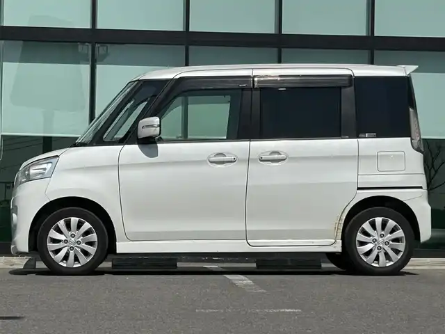 スズキ スペーシア カスタム XS 和歌山県 2013(平25)年 8.2万km パールホワイト 社外ナビ/ETC/Bluetooth/フルセグTV/片側パワースライドドア/アイドリングストップ/電動格納ミラー/オートライト/フォグランプ/純正フロアマット/プッシュスタート/スマートキー/純正アルミホイール