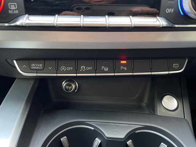 アウディ Ａ５ SB 40TFSIスポーツ 兵庫県 2019(令1)年 4.6万km グレイシアホワイトメタリック 純正メーカーナビ/Bluetooth/DISC/USB/AUX/AM/FM/TV/全方位・バック・フロントカメラ/パノラマサンルーフ/パークアシスト/バーチャルコックピット/ブラインドスポットモニター/衝突被害軽減システム/アダプティブクルーズコントロール/レーンキープアシスト/前後コーナーセンサー/横滑り防止装置/パワーバックドア/パワーシート（前席）/シートヒーター（前席）/前方ドライブレコーダー/純正ビルトインETC2.0/パドルシフト/ブレーキホールド/純正アルミホイール/盗難防止装置/LEDヘッドライト/スペアキー（1本）/保証書/取扱説明書