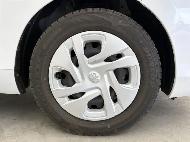 トヨタ アクア X 宮城県 2023(令5)年 1.5万km プラチナホワイトパールマイカ 純正ナビ/ＥＴＣ/ドライブレコーダー/全方位カメラ/衝突軽減システム/レーンキープアシスト/横滑り防止装置/オートライト/オートマチックハイビーム/冷房ＡＡＣ/ＡＢＳ/純正フロアマット/禁煙車