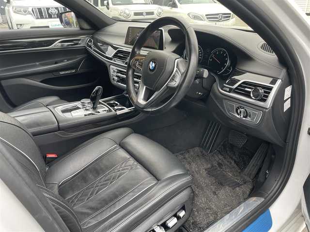 ＢＭＷ ７４０ｉ