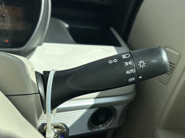 スズキ スペーシア HYBRID X 沖縄県 2019(令1)年 4.7万km オフブルーメタリック/ホワイト2トーン 社外ナビ/　（AM/FM/CD/DVD/BT）/フルセグTV /両側パワースライドドア /運転席シートヒーター /ルーフレール /オートライト/スマートキー /プッシュスタート /レーンアシスト /衝突被害軽減システム