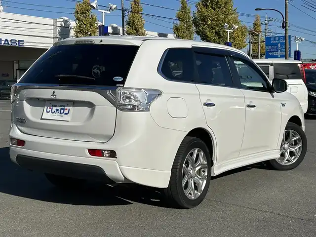 三菱 アウトランダー ＰＨＥＶ