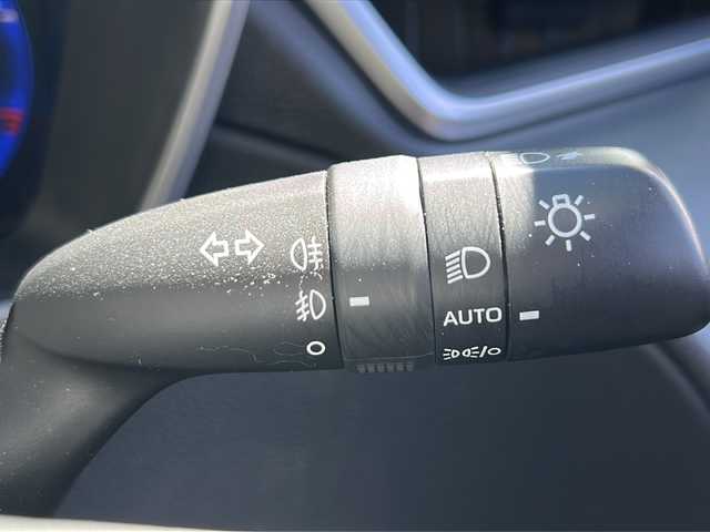 トヨタ カローラ クロス ハイブリッド Z 青森県 2021(令3)年 3.1万km アバンギャルドブロンズメタリック 4WD/寒冷地仕様/OP純正9インチディスプレイオーディオナビ/フルセグTV/BT/USB/Miracast/OPパノラミックビューモニター/ハーフレザーシート/運転席パワーシート/前席シートヒーター/ステアリングヒーター/パワーバックドア/セーフティセンス/プリクラッシュセーフティ/レーダークルーズコントロール/オートマチックハイビーム/レーントレーシングアシスト/OPブラインドスポットモニター/純正ドライブレコーダー/ビルトインETC2.0/OP AC100V電源/社外エンジンスターター/LEDヘッドライト/LEDフォグライト/ルーフレール/純正18インチアルミホイール