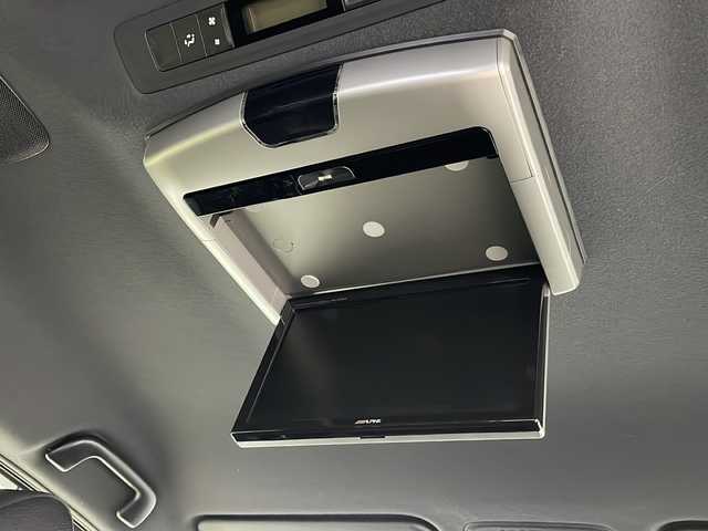 トヨタ ヴォクシー ZS 煌 新潟県 2018(平30)年 1.8万km ブラック 純正メモリナビ/フルセグTV/Bluetooth/CD/DVD/USB/バックカメラ/アルパインフリップダウンモニター/両側パワースライドドア/前方ドライブレコーダー/ビルトインETC/クルーズコントロール/レーンキープアシスト/LEDヘッドライト/純正フロアマット/純正アルミホイール