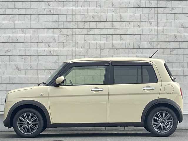 スズキ ラパン X 岩手県 2022(令4)年 3万km シフォンアイボリーM 禁煙車/4WD/社外オーディオ/→Bluetooth/CD/DVD/FM/AM/バックカメラ/前席シートヒーター/クリアランスソナー/リアコーナーセンサー/レーンキープアシスト/横滑り防止装置/衝突軽減ブレーキ/〇プッシュスタート/〇電動格納ミラー/〇ドアバイザー/〇フロアマット/〇USBポート/→タイプA/タイプC　/〇シガーソケット/オートライト/HIDヘッドライト/ビルトインETC/夏タイヤ純正アルミホイール車載/スペアキー