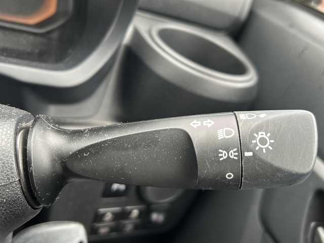 ダイハツ ミラ イース L SAⅢ 富山県 2018(平30)年 0.9万km マゼンタベリーマイカM 社外CDオーディオ/コーナーセンサー/レーンアシスト/衝突軽減システム/オートライト/アイドリングストップ/横滑り防止機能