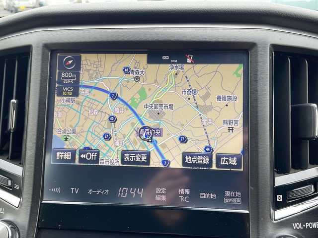 トヨタ クラウン ハイブリッド 青森県 2018(平30)年 7.2万km ホワイトパールクリスタルシャイン ・インテリジェントクリアランスソナー/・カーテンエアバック/・ABS/・純正ナビ（ブルーレイ再生機能付き）/・社外カメラ（バック）/・電動リアゲート/・クルーズコントロール（追従走行有）/・パワーシート（D+N席）/・メモリ機能付きパワーシート（D席）/・エコドライブモード/・純正AW/・スマートキー/・ETC2.0