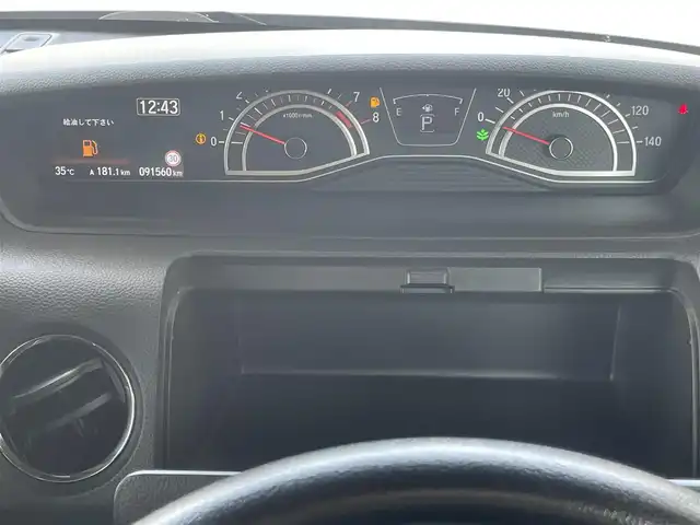 ホンダ Ｎ ＢＯＸ カスタム G EX ターボ ホンダセンシング 埼玉県 2019(令1)年 9.2万km プラチナホワイトパール (株)IDOMが運営する【じしゃロン鳩ヶ谷店】の自社ローン専用車両になりますこちらは現金またはオートローンご利用時の価格です。自社ローンご希望の方は別途その旨お申付け下さい/登録時91559km/2トーンカラー（プラチナホワイトパール×ブラック）/両側パワースライドドア/純正8インチプレミアムインターナビ(VXU-195NBi)/   AM/FM/CD/DVD/MSV/BT/USB/フルセグTV/バックカメラ/コーナーセンサー/プッシュスタート/スマートキーx2/アイドリングストップ/ホンダセンシング/　衝突軽減ブレーキ（CMBS）/　誤発信抑制機能/　後方誤発信抑制機能/　歩行者事故低減ステアリング/　アダプティブクルーズコントロール/　車線維持支援システム/　路外逸脱抑制機能/　先行車発進お知らせ機能/　標識認識機能/革巻きステアリング/　ステアリングリモコン/パドルシフト/ビルトインETC/純正15インチAW/LEDヘッドライト/　オートライト/オートハイビーム/フォグランプ/プラズマクラスター/電動格納機能付きウインカーミラー/ドアバイザー/純正フロアマット/保証書/取扱説明書/　/  /　/　
