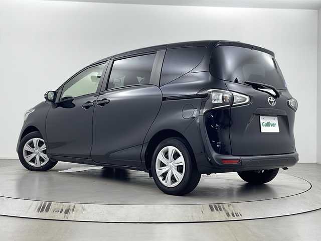 トヨタ シエンタ G セーフティエディション 埼玉県 2020(令2)年 5.2万km ブラックマイカ トヨタセーフティセンス/両側パワースライドドア/社外メモリナビ(型式:CN-RE06WD)/CD/DVD/Bluetooth/フルセグ/パノラミックビューモニター/ドライブレコーダー/ETC/シートヒーター/ステアリングヒーター/プッシュスタート/スマートキー