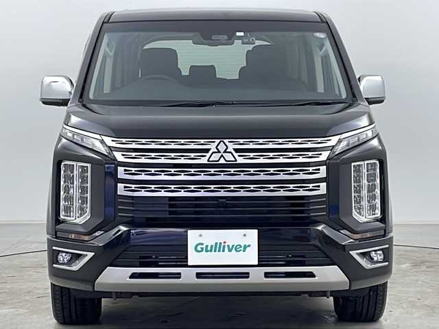 三菱 デリカＤ：５ P 道央・札幌 2023(令5)年 0.1千km ブラックダイヤモンド ・４WD/・寒冷地仕様/・e-Assist/・ディーゼル&ターボ/・純正10.1インチナビ（CD/DVD/BT）/・全方位カメラ/・左側オートステップ/・両側パワースライドドア/・パワーバックドア /・運転席パワーシート/・前席シートヒーター/・ステアリングヒーター/・クルーズコントロール/・ビルトインETC/・レザー調シートカバー/・LEDヘッドライト/・フォグランプ/・B S M/・AC100V/・スマートキー/・プッシュスタート/・フロアマット/・スペアキー