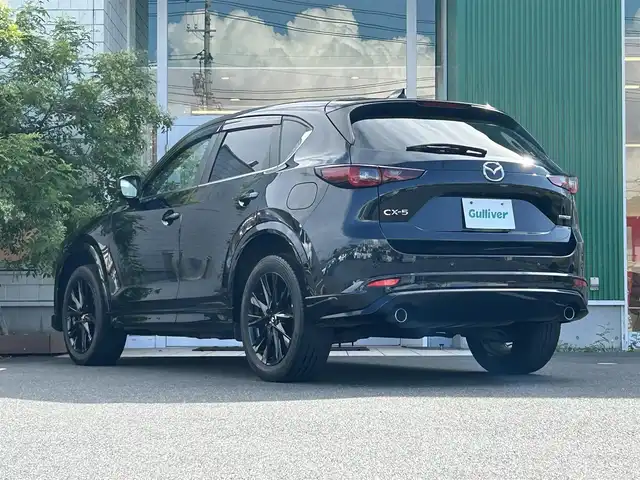マツダ ＣＸ－５ 20S ブラックトーンED 岡山県 2022(令4)年 1.6万km ジェットブラックマイカ 純正10.25インチセンターディスプレイ/Bluetooth、AM、FM、フルセグTV/Apple Carplay、Android　Auto/全方位カメラ/運転席メモリーシート/パワーシート/前席シートヒーター/ステアリングヒーター/パドルシフト/ハンズフリー機能付きパワーバックドア/アドバンスドスマートシティブレーキアシスト/スマートシティブブレーキサポート/AT誤発進抑制制御/レーダークルーズコントロール/車線逸脱警報システム/ブラインドスポットモニタリング/ドライバーアテンションアラート/リアパーキングセンサー/アダブティブLEDヘッドライト/レーンキープアシストシステム/交通標識認識システム