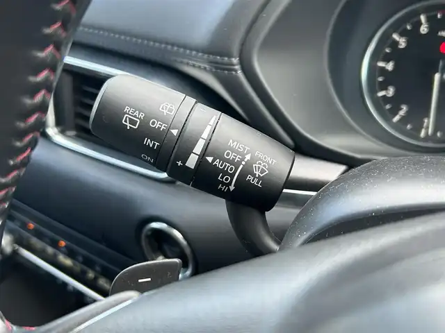 マツダ ＣＸ－５ 20S ブラックトーンED 岡山県 2022(令4)年 1.6万km ジェットブラックマイカ 純正10.25インチセンターディスプレイ/Bluetooth、AM、FM、フルセグTV/Apple Carplay、Android　Auto/全方位カメラ/運転席メモリーシート/パワーシート/前席シートヒーター/ステアリングヒーター/パドルシフト/ハンズフリー機能付きパワーバックドア/アドバンスドスマートシティブレーキアシスト/スマートシティブブレーキサポート/AT誤発進抑制制御/レーダークルーズコントロール/車線逸脱警報システム/ブラインドスポットモニタリング/ドライバーアテンションアラート/リアパーキングセンサー/アダブティブLEDヘッドライト/レーンキープアシストシステム/交通標識認識システム