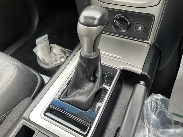 トヨタ ランドクルーザー プラド TX Lパッケージ 石川県 2020(令2)年 3.3万km 黒 4WD/純正9型ナビ/フルセグTV/バックカメラ/LEDヘッドライト/ETC/革シート/シートヒーター&クーラー/サンルーフ/RAYSアルミホイール/純正AW&スタッドレス積み込み/ドライブレコーダー/レーダークルーズ/トヨタセーフティセンス