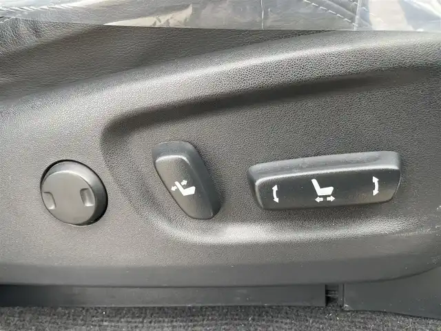 トヨタ ランドクルーザー プラド TX Lパッケージ 石川県 2020(令2)年 3.3万km 黒 4WD/純正9型ナビ/フルセグTV/バックカメラ/LEDヘッドライト/ETC/革シート/シートヒーター&クーラー/サンルーフ/RAYSアルミホイール/純正AW&スタッドレス積み込み/ドライブレコーダー/レーダークルーズ/トヨタセーフティセンス