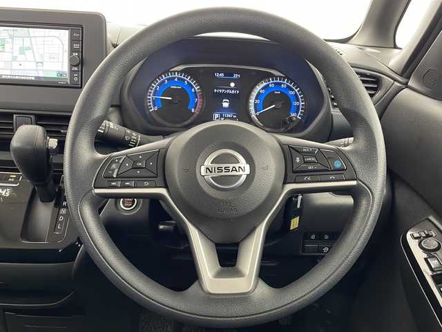 日産 ルークス HWS X プロパイロットED 愛知県 2020(令2)年 1.2万km チタニウムグレーM/シルキーホワイト プロパイロット/純正ナビ/全方位カメラ/両側パワースライドドア/レーダークルーズコントロール/バックカメラ/ハンズフリースライドドア/コーナーセンサー/純正アルミホイール/LEDヘッドライト/衝突軽減システム/フルセグ/CD/Bluetooth/ステアリングスイッチ/スマートキー/プッシュスタート