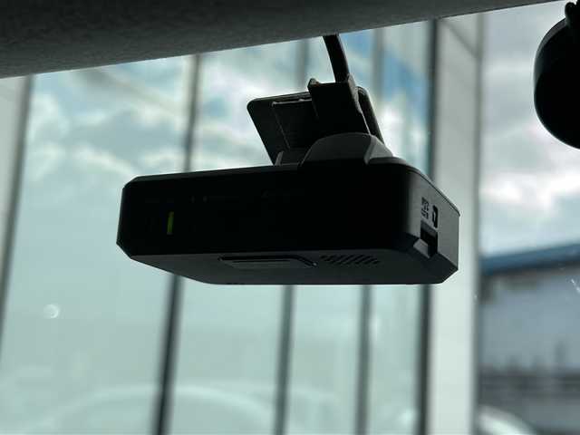 ダイハツ キャスト アクティバ G SAⅡ 山形県 2017(平29)年 5万km スプラッシュブルーM 禁煙車/4WD/スマートアシストII/前後コーナーセンサー/純正ナビ/（Bluetooth/CD/DVD/フルセグ)/バックカメラ/LEDオートライト/フォグランプ/ドライブレコーダー/ステアリングスイッチ/レーダー探知機/ETC/純正AW/純正フロアマット/電動格納ミラー/ドアバイザー