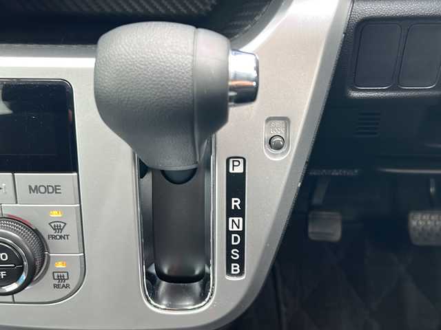 ダイハツ キャスト アクティバ G SAⅡ 山形県 2017(平29)年 5万km スプラッシュブルーM 禁煙車/4WD/スマートアシストII/前後コーナーセンサー/純正ナビ/（Bluetooth/CD/DVD/フルセグ)/バックカメラ/LEDオートライト/フォグランプ/ドライブレコーダー/ステアリングスイッチ/レーダー探知機/ETC/純正AW/純正フロアマット/電動格納ミラー/ドアバイザー