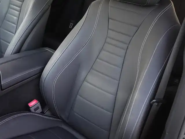 メルセデス・ベンツ Ｅ２００ アバンギャルド 静岡県 2017(平29)年 2.3万km オブシディアンブラック レザーエクスクルーシブパッケージ/レーダーセーフティパッケージ/ブラックレザーシートシートヒーター/CommandHDDナビフルセグTVBluetooth/全方位カメラ/ブルメスターサラウンド/パワートランクリッド/エアバランス/DSRCETC/ドライブレコーダー