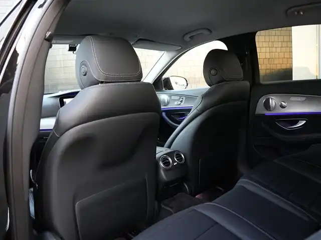 メルセデス・ベンツ Ｅ２００ アバンギャルド 静岡県 2017(平29)年 2.3万km オブシディアンブラック レザーエクスクルーシブパッケージ/レーダーセーフティパッケージ/ブラックレザーシートシートヒーター/CommandHDDナビフルセグTVBluetooth/全方位カメラ/ブルメスターサラウンド/パワートランクリッド/エアバランス/DSRCETC/ドライブレコーダー