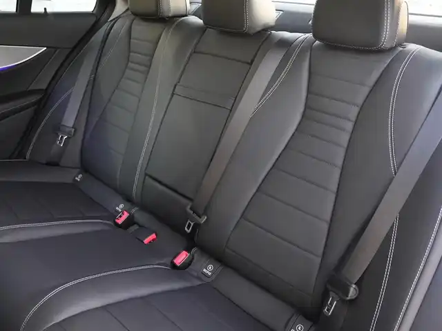 メルセデス・ベンツ Ｅ２００ アバンギャルド 静岡県 2017(平29)年 2.3万km オブシディアンブラック レザーエクスクルーシブパッケージ/レーダーセーフティパッケージ/ブラックレザーシートシートヒーター/CommandHDDナビフルセグTVBluetooth/全方位カメラ/ブルメスターサラウンド/パワートランクリッド/エアバランス/DSRCETC/ドライブレコーダー