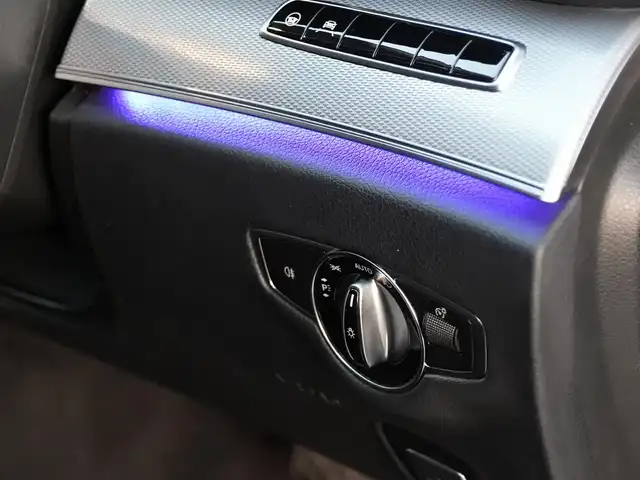 メルセデス・ベンツ Ｅ２００ アバンギャルド 静岡県 2017(平29)年 2.3万km オブシディアンブラック レザーエクスクルーシブパッケージ/レーダーセーフティパッケージ/ブラックレザーシートシートヒーター/CommandHDDナビフルセグTVBluetooth/全方位カメラ/ブルメスターサラウンド/パワートランクリッド/エアバランス/DSRCETC/ドライブレコーダー