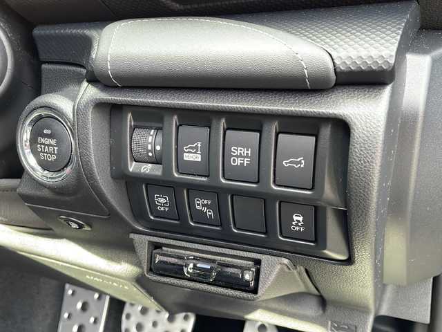 スバル フォレスター ハイブリッド アドバンス 山口県 2019(平31)年 3.5万km クリスタルブラックシリカ 純正ナビ/DVD/CD/SD/MSV/BT/USB/フルセグTV/フロント/サイド/バックカメラ/黒レザーシート/前席パワーシート/全席シートヒーター/純正エアロ/純正18インチアルミホイール/純正LEDヘッドライト/純正フォグランプ/オートライト/革巻きステアリング/ステアリングスイッチ/ステアリングヒーター/クルーズコントロール/パドルシフト/パワーバックドア/オートパーキングホールド/デジタルインナーミラー/アイサイト/横滑り防止/LKA/BSM/スマートキー×２/ドライブレコーダー/ルーフレール/純正フロアマット/トランクカバー/純正ドアバイザー/ETC/電動格納ウインカードアミラー(オート機能付き)