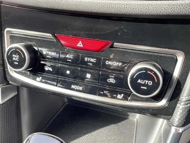 スバル フォレスター ハイブリッド アドバンス 山口県 2019(平31)年 3.5万km クリスタルブラックシリカ 純正ナビ/DVD/CD/SD/MSV/BT/USB/フルセグTV/フロント/サイド/バックカメラ/黒レザーシート/前席パワーシート/全席シートヒーター/純正エアロ/純正18インチアルミホイール/純正LEDヘッドライト/純正フォグランプ/オートライト/革巻きステアリング/ステアリングスイッチ/ステアリングヒーター/クルーズコントロール/パドルシフト/パワーバックドア/オートパーキングホールド/デジタルインナーミラー/アイサイト/横滑り防止/LKA/BSM/スマートキー×２/ドライブレコーダー/ルーフレール/純正フロアマット/トランクカバー/純正ドアバイザー/ETC/電動格納ウインカードアミラー(オート機能付き)