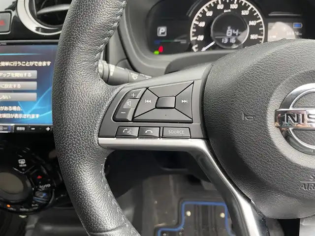 日産 ノート e－パワー メダリスト 滋賀県 2020(令2)年 6.7万km シャイニングブルー アルパイン9型ナビ/（BT/CD/DVD/フルセグ）/全方位カメラ/デジタルインナーミラー/前後ドライブレコーダー/衝突被害軽減ブレーキ/レーダークルーズコントロール/レーンキープアシスト/横滑り防止装置/ハーフレザーシート/オートライト/LEDヘッドライト/ステアリングスイッチ/プッシュスタート/オートエアコン