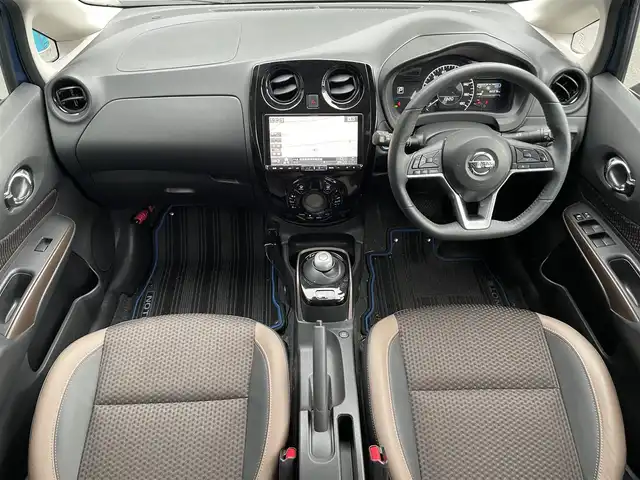 日産 ノート e－パワー メダリスト 滋賀県 2020(令2)年 6.7万km シャイニングブルー アルパイン9型ナビ/（BT/CD/DVD/フルセグ）/全方位カメラ/デジタルインナーミラー/前後ドライブレコーダー/衝突被害軽減ブレーキ/レーダークルーズコントロール/レーンキープアシスト/横滑り防止装置/ハーフレザーシート/オートライト/LEDヘッドライト/ステアリングスイッチ/プッシュスタート/オートエアコン