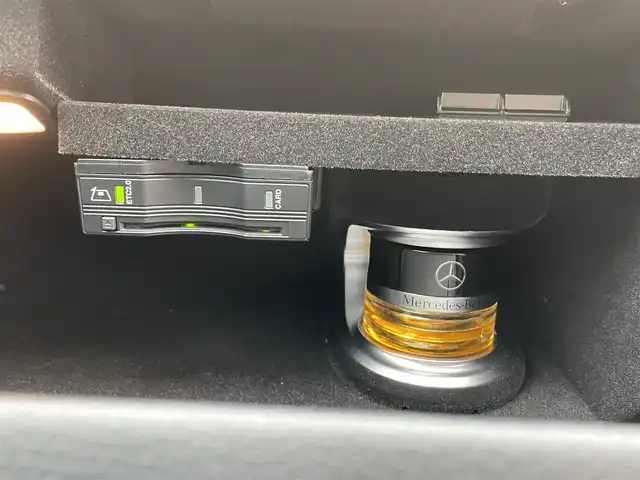 メルセデス・ベンツ Ｃ２２０ｄ ステーションワゴン アバンギャルドAMGライン 岡山県 2019(令1)年 7.6万km セレナイトグレー サンルーフ/電動リアゲート/純正アルミ/ＥＴＣ２．０/ステアリングヒーター/メモリーシート/クルーズコントロール/スマートキー/アイドリングストップ/オートライト/バックカメラ