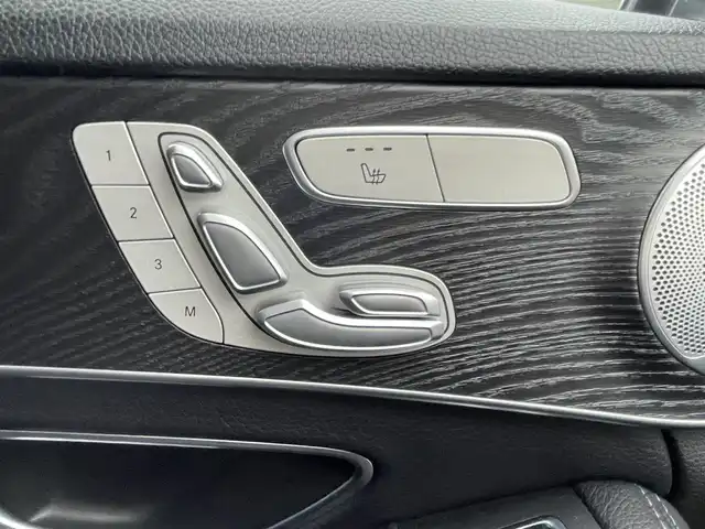 メルセデス・ベンツ Ｃ２２０ｄ ステーションワゴン アバンギャルドAMGライン 岡山県 2019(令1)年 7.6万km セレナイトグレー サンルーフ/電動リアゲート/純正アルミ/ＥＴＣ２．０/ステアリングヒーター/メモリーシート/クルーズコントロール/スマートキー/アイドリングストップ/オートライト/バックカメラ