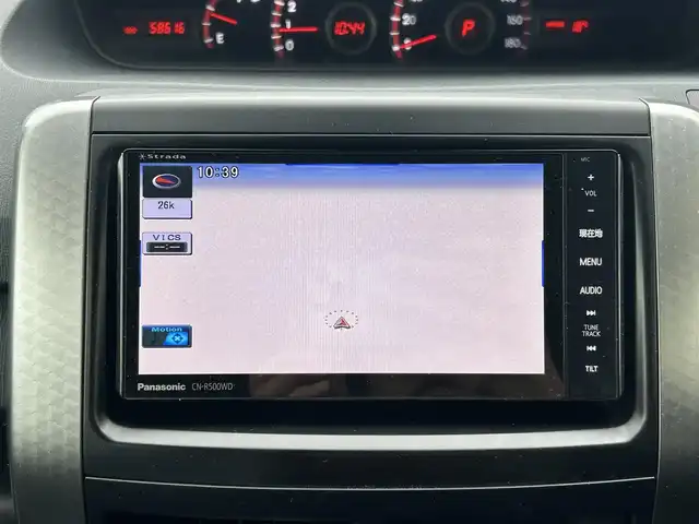 トヨタ ヴォクシー ZS 煌Z 群馬県 2013(平25)年 5.9万km ホワイトパールクリスタルシャイン 純正ナビ（FM・AM/CD・DVD）/Bluetooth接続/フルセグテレビ/ビルトインETC/バックカメラ/オートライト/オートハイビーム/電格ミラー/シートアレンジ/純正フロアマット/ハーフレザーシート/プッシュスタート/スマートキー/ウォークスルー/センターデフロック/両側パワースライドドア/3列シート/スタッドレスタイヤセット積込/取扱説明書/保証書/記録簿