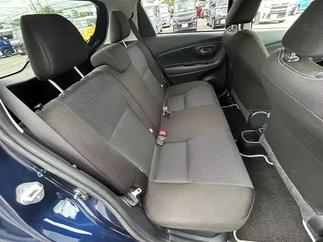 トヨタ ヴィッツ ハイブリッド F セーフティーエディションⅢ 岡山県 2019(平31)年 14.5万km ダークブルーマイカ SDナビ/純正ETC/ドライブレコーダー/バックカメラ/プッシュスタート/純正フロアマット/社外アルミホイール/フルフラットシート/アイドリングストップ/ドアバイザー/ウインカーミラー/横滑り防止装置/レーンキープアシスト/衝突被害軽減システム/LEDヘッドライト/コーナーセンサー/Wエアバッグ/オートハイビーム
