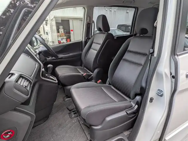 日産 セレナ ハイウェイスター G 栃木県 2017(平29)年 14.4万km ブリリアントホワイトパール 2トーン (株)IDOMが運営する【じしゃロン宇都宮店】の自社ローン専用車両になります。こちらは現金またはオートローンご利用時の価格です。自社ローンご希望の方は別途その旨お申付け下さい/アラウンドビューモニター/両側パワースライドドア/クルーズコントロール/ＥＴＣ/純正ナビ/フルセグ/スマートキー/スペアキー