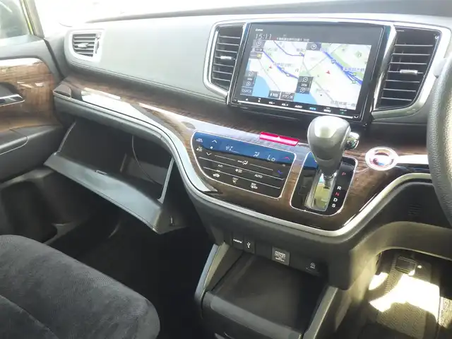 ホンダ オデッセイ G エアロ ホンダセンシング 千葉県 2018(平30)年 4.4万km クリスタルブラックパール ホンダセンシング/・衝突軽減ブレーキ（CMBS）/・車線維持支援システム（LKAS）/・アダプティブクルーズコントロール（ACC）/・後方誤発進抑制機能/・誤発進抑制機能/両側パワースライドドア/純正SDナビ/地デジTV/【DVD/CD再生機能　Bluetooth接続】/バックカメラ/フリップダウンモニター/ドライブレコーダー/ETC（2.0）/LEDヘッドライト/フォグライト/ウインカーミラー/コーナーセンサー/純正17インチアルミホイル/サイド/カーテンエアバッグ/Honda スマートキー