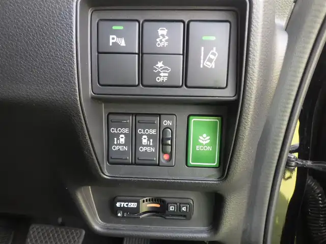 ホンダ オデッセイ G エアロ ホンダセンシング 千葉県 2018(平30)年 4.4万km クリスタルブラックパール ホンダセンシング/・衝突軽減ブレーキ（CMBS）/・車線維持支援システム（LKAS）/・アダプティブクルーズコントロール（ACC）/・後方誤発進抑制機能/・誤発進抑制機能/両側パワースライドドア/純正SDナビ/地デジTV/【DVD/CD再生機能　Bluetooth接続】/バックカメラ/フリップダウンモニター/ドライブレコーダー/ETC（2.0）/LEDヘッドライト/フォグライト/ウインカーミラー/コーナーセンサー/純正17インチアルミホイル/サイド/カーテンエアバッグ/Honda スマートキー