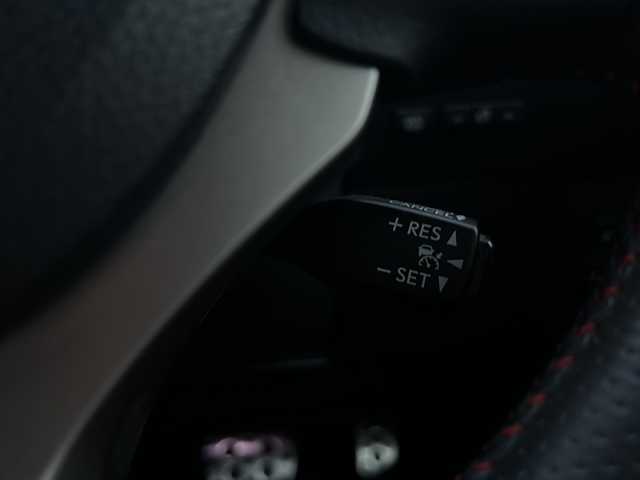 レクサス ＮＸ 300h Fスポーツ 青森県 2015(平27)年 10.1万km ソニッククォーツ ・本革シート/・純正エンジンスターター/・純正メーカーSDナビ/・全方位カメラ/・フルセグ/Bluetooth/・ドライブレコーダー/・衝突軽減ブレーキ/・ブラインドスポットモニター/・レーンキープアシスト/・レーダークルーズコントロール/・オートマチックハイビーム/・コーナーセンサー/・ドライブレコーダー/・パワーバックドア/・ハンドルヒーター/・シートヒーター/・エアシート/・ドライブレコーダー/・カーテンエアバック/・純正18AW/・LEDヘッドライト/・フォグライト/・ETC