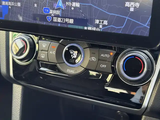 スバル レヴォーグ 1．6GT アイサイト 三重県 2016(平28)年 8.1万km クリスタルホワイトP ♪車検 令和9年6月23日迄/♪4WD/ターボ/アドバンスドセイフティパッケージ/・ブラインドスポットモニター/・サイドビューモニター/・ハイビームアシスト/EyeSight(ver.3)/・プリクラッシュブレーキ/・全車速追従機能付クルーズコントロール/・アクティブレーンキープ/・AT誤発進抑制制御/・AT誤後進抑制制御/・車線逸脱警報/・ふらつき警報/・先行車発進お知らせ/STIエアロ(F/S/Rアンダー)/スマートキー×2/プッシュスタート/社外9インチフローティングナビ/・CD・SD録音/・フルセグ・DVD再生/・Bluetoothオーディオ/・バックカメラ/360°ドライブレコーダー/パワーシート /アイドリングストップ/純正17インチAW/LEDヘッドライト/フォグライト/リアフォグライト/オートライト/オートワイパー/ウィンカーミラー/電格ミラー/プライバシーガラス/フロアマット/ドアバイザー/ETC/サイド/カーテン/ニーエアバック