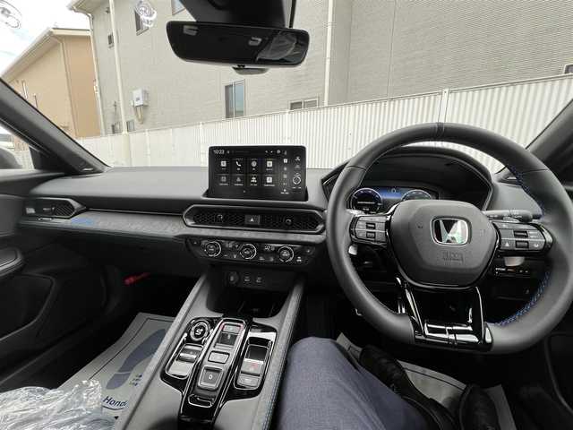 ホンダ プレリュード 栃木県 2025(令7)年 0.1千km パール ワンオーナー/走行距離15Km/BOSEプレミアムサウンドシステム/Google搭載 9インチ Honda CONNECTディスプレイ/10.2インチ デジタルグラフィックメーター/アクティブサウンドコントロール/ドライブモードスイッチ/本革巻ステアリング/パドルシフト/Honda SENSING/・衝突軽減ブレーキ（CMBS）/・先行車発進お知らせ機能/・歩行者事故低減ステアリング/・路外逸脱抑制機能/・標識認識機能/・渋滞追従機能付アダプティブクルーズコントロール（ACC）/・車線維持支援システム（LKAS）/・トラフィックジャムアシスト（渋滞運転支援機能）/・ブラインドスポットインフォメーション/・誤発進抑制機能/・後方誤発進抑制機能/・近距離衝突軽減ブレーキ/・急アクセル抑制機能/・パーキングセンサーシステム/・後退出庫サポート/・アダプティブドライビングビーム/純正19inAW/取扱説明書/保証書/スペアキー１/カラーコード：NH-937P(ムーンリットホワイトパール)