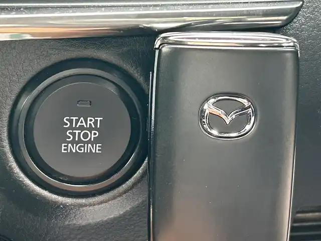 マツダ マツダ３ファストバック XD プロアクティブ 兵庫県 2019(令1)年 7.6万km ポリメタルグレーM 純正SDナビ/BTオーディオ/フルセグテレビ/全方位カメラ/ETC/LEDヘッドライト/オートライト/パドルシフト/ヘッドアップディスプレイ/電動パーキングブレーキ/オートホールド/i-ACTIVSENSE/純正18インチAW/スペアキー