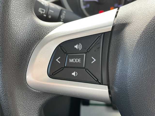 スバル ステラ カスタム R スマートアシスト 山形県 2015(平27)年 7.2万km ブライトシルバーメタリック 社外メモリナビ【AVN-G04】/（フルセグ/DVD/USB）/バックカメラ/D席シートヒーター/アイドリングストップ/衝突軽減ブレーキ/ステアリングスイッチ/ウィンカーミラー/ＬＥＤヘッドライト/フォグランプ/フロアマット/ドアバイザー/スマートキー×2/プッシュスタート