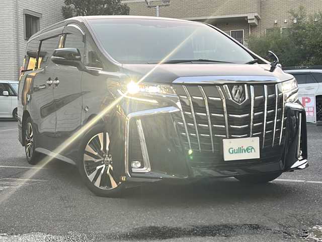 トヨタ アルファード S Cパッケージ 埼玉県 2023(令5)年 4.9万km ブラック 登録時49094m/ワンオーナー/サンルーフ/純正ナビ/フルセグTV/Bluetooth/Miracast/USB/バックカメラ/パワーシート/メモリーシート/デジタルインナーミラー/シートヒーター/ハンドルヒーター/クルーズコントロール/レーンキープアシスト/衝突被害軽減ブレーキ/BSM/コーナーセンサー/ドライブレコーダー（前後）/ETC2.0/オットマン/レザーシート/パワーバックドア/LEDヘッドライト/フォグランプ/純正18インチアルミホイール/純正フロアマット/電動格納ミラー/ウィンカーミラー/スマートキー×２/保証書/取扱説明書