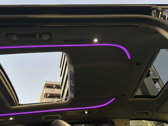 トヨタ アルファード S Cパッケージ 埼玉県 2023(令5)年 4.9万km ブラック 登録時49094m/ワンオーナー/サンルーフ/純正ナビ/フルセグTV/Bluetooth/Miracast/USB/バックカメラ/パワーシート/メモリーシート/デジタルインナーミラー/シートヒーター/ハンドルヒーター/クルーズコントロール/レーンキープアシスト/衝突被害軽減ブレーキ/BSM/コーナーセンサー/ドライブレコーダー（前後）/ETC2.0/オットマン/レザーシート/パワーバックドア/LEDヘッドライト/フォグランプ/純正18インチアルミホイール/純正フロアマット/電動格納ミラー/ウィンカーミラー/スマートキー×２/保証書/取扱説明書