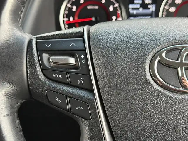トヨタ アルファード S Cパッケージ 道南・函館 2019(平31)年 4.1万km ホワイトパールクリスタルシャイン ・４WD    寒冷地仕様/・モデリスタエアロ/・純正ディスプレイオーディオ/・CD/DVD/SD/・バックカメラ/・フルセグTV/・Bluetooth接続/・プリクラッシュセーフティ/・アクセサリーコンセント/・ブラインドスポットモニター/・アイドリングストップ/・レーダークルーズコントロール/・シーケンシャルウインカー/・デジタルインナーミラー/・電動リアゲート/・ステアリングヒーター/・オートマチックハイビーム/・両側パワースライドドア/・メモリーパワーシート/・シートヒーター/・エアシート/・コーナーセンサー/・MTモード付AT