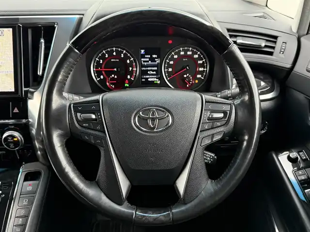 トヨタ アルファード S Cパッケージ 道南・函館 2019(平31)年 4.1万km ホワイトパールクリスタルシャイン ・４WD    寒冷地仕様/・モデリスタエアロ/・純正ディスプレイオーディオ/・CD/DVD/SD/・バックカメラ/・フルセグTV/・Bluetooth接続/・プリクラッシュセーフティ/・アクセサリーコンセント/・ブラインドスポットモニター/・アイドリングストップ/・レーダークルーズコントロール/・シーケンシャルウインカー/・デジタルインナーミラー/・電動リアゲート/・ステアリングヒーター/・オートマチックハイビーム/・両側パワースライドドア/・メモリーパワーシート/・シートヒーター/・エアシート/・コーナーセンサー/・MTモード付AT