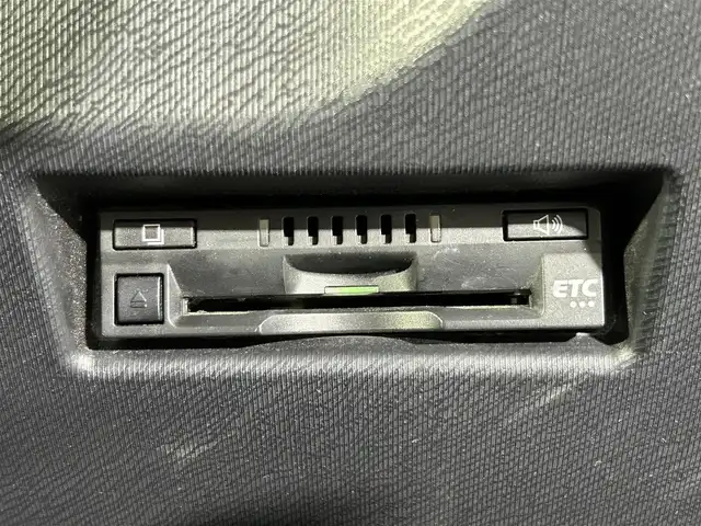 トヨタ アクア S スタイルブラック 佐賀県 2019(平31)年 5.6万km ダークブルーマイカ 純正9型SDナビゲーション/CD DVD フルセグTV Bluetooth/バックカメラ/ビルトインETC/トヨタセーフティセンス/レーンデパーチャーアラート/LEDヘッドライト/オートライト/オートマチックハイビーム/フォグライト/横滑り防止装置/コーナーセンサー(前後)/ドライブレコーダー(前方)/ステアリングスイッチ/ウィンカーミラー/電動格納ミラー/スマートキー/スペアキー有/プッシュスタート/衝突被害軽減システム/車線逸脱警報/先行車発進お知らせ